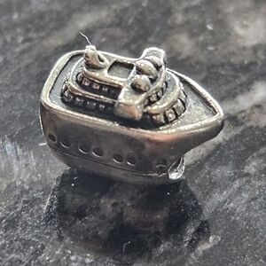 Chamilia Cruise Ship Charm 925 ($20)